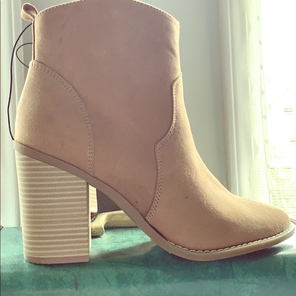 Size 8 Express Ankle Boots